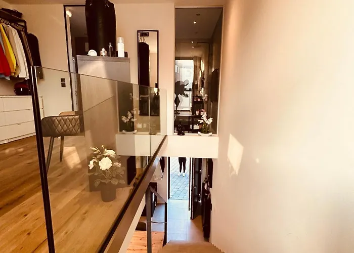 T1 Loft I Modern I Zentral I Terrasse I Design I 아파트